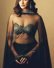 Losliya Mariyanesan in a Gorgeous Black Dress Photoshoot Pictures 01