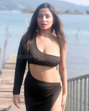 Seductive Kate Sharma Hot and Sexy Photos 04