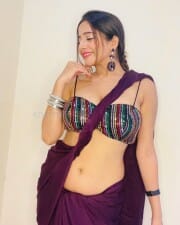 Seductive Kate Sharma Hot and Sexy Photos 08