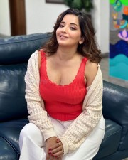 Sexy Monalisa in a Low Neck Red Sleeveless Top with White Jacket and Denim Photos 01