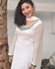 Vishnu Priya Photos 27