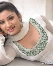 Vishnu Priya Photos 34