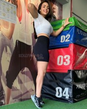 Aanchal Munjal in a Fitted Crop Top at the Gym Photos 02