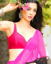 Glamorous Actress Afreen Alvi in a Pink and Black Saree Photos 02