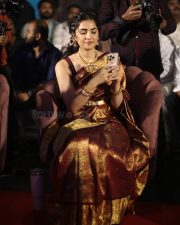 Heroine Rukmini Vasanth at Kantara Chapter 1 Pre Release Event Photos 15