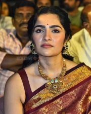 Heroine Rukmini Vasanth at Kantara Chapter 1 Pre Release Event Photos 28