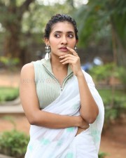 Actress Gnaneswari Kandregula at Mayalo Movie Press Meet Pictures 03