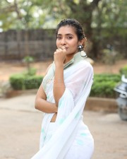 Actress Gnaneswari Kandregula at Mayalo Movie Press Meet Pictures 08