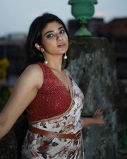 Beautiful Pragya Nagra in a Printed Saree Pictures 02 Beautiful Pragya Nagra in a Printed Saree Pictures 02