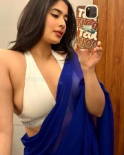 Busty Nikita Sharma Cleavage in a Blue Saree with Sleeveless Revealing Blouse Picture 01 Busty Nikita Sharma Cleavage in a Blue Saree with Sleeveless Revealing Blouse Picture 01
