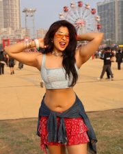 Dazzling TV Actress Nikita Sharma in a Light Denim Crop Top and Red Bandana Printed Maxi Skirt Pictures 02