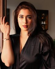 Glamorous Television Actress Nikita Sharma in a Short Black Silk Kimono Style Robe with a Deep Cleavage Pictures 05