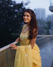 Gorgeous Prakriti Pavani in a Yellow Kurta Photos 02