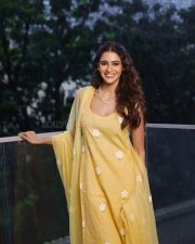 Gorgeous Prakriti Pavani in a Yellow Kurta Photos 03