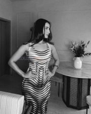 Ishq Vishk Rebound Actress Kusha Kapila in an Optic Blue Midi Printed Dress Photos 02