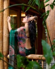 Mesmerizing Actress Nikita Sharma in a Floral Print Blouse and Green Saree Photos 04 Mesmerizing Actress Nikita Sharma in a Floral Print Blouse and Green Saree Photos 04