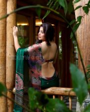 Mesmerizing Actress Nikita Sharma in a Floral Print Blouse and Green Saree Photos 06