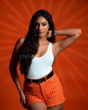 Orange Beauty Anukreethy Vas in a Stunning White Top and Shorts Pictures 02