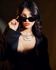 Provocative Prakriti Pavani in a Black Single Breasted Blazer with a Plunge Bralette and Trousers Photos 04 Provocative Prakriti Pavani in a Black Single Breasted Blazer with a Plunge Bralette and Trousers Photos 04