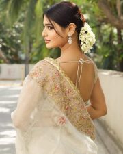 Sensual Prakriti Pavani in an Ivory and Gold Embroidered Lehenga Saree with a Sleeveless Deep V Neck Blouse Photos 01 Sensual Prakriti Pavani in an Ivory and Gold Embroidered Lehenga Saree with a Sleeveless Deep V Neck Blouse Photos 01
