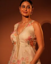 Sexy Prakriti Pavani in a Floral Dress Pictures 02