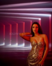 Sizzling Hot Tripti Dimri Showing Cleavage in a Silver Dress Pictures 05