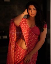 Voluptuous TV Actress Nikita Sharma in a Red Printed Saree with Matching Busty Blouse Pictures 04