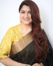 Actress Kushboo Interview Pictures 04