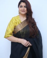 Actress Kushboo Interview Pictures 15