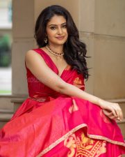 Devaki Nandana Vasudeva Actress Manasa Varanasi Sexy Pictures 01