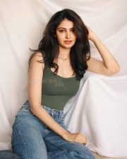Devaki Nandana Vasudeva Actress Manasa Varanasi Sexy Pictures 04