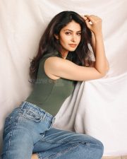 Devaki Nandana Vasudeva Actress Manasa Varanasi Sexy Pictures 09