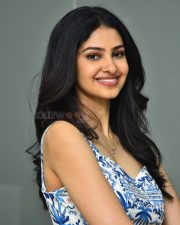 Heroine Manasa Varanasi at Couple Friendly Interview Pictures 22