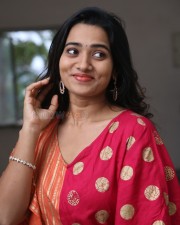 Actress Rekha Nirosha at Vasthavam Movie Teaser Launch Event Pictures 09