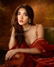 Actress Medha Shankr in a Traditional Orange Lehenga with Gold Floral Embroidery Photos 01 Actress Medha Shankr in a Traditional Orange Lehenga with Gold Floral Embroidery Photos 01