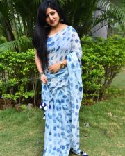 Actress Praneekaanvikaa at Market Mahalakshmi Movie Trailer launch Photos18