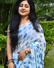 Actress Praneekaanvikaa at Market Mahalakshmi Movie Trailer launch Photos21