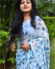 Actress Praneekaanvikaa at Market Mahalakshmi Movie Trailer launch Photos23