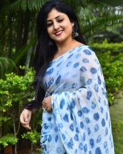 Actress Praneekaanvikaa at Market Mahalakshmi Movie Trailer launch Photos24