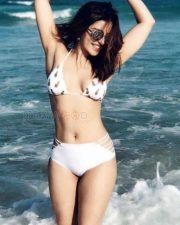 Actress Shama Sikander Hot Bikini Pictures 09