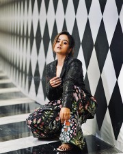 Actress Chaitra Vasudevan in a Sequin Blazer Set Photos 04