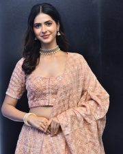 Actress Pankhuri Gidwani at Love Mouli Movie Trailer Launch Photos 19