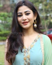 Actress Soniya Bansal at Roti Kapada Romance Movie Press Meet Pictures 14