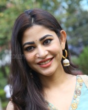 Actress Soniya Bansal at Roti Kapada Romance Movie Press Meet Pictures 18