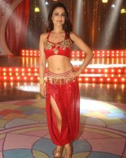 Bollywood Actress Amisha Patel At Akatai Movie Special Song Shooting Photos 12