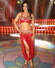 Bollywood Actress Amisha Patel At Akatai Movie Special Song Shooting Photos 17
