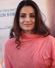 Bollywood Actress Amisha Patel At Akatai Movie Special Song Shooting Photos 31