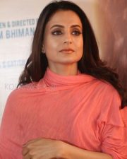 Bollywood Actress Amisha Patel At Akatai Movie Special Song Shooting Photos 34