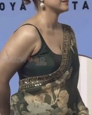 Hot Kajol in a Transparent Saree Pictures 03