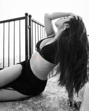 Kudi Badi Cutie Actress Roshni Walia in a Black Triangle Bikini Top and a High Waisted Maxi Skirt with Thigh High Double Slits Pictures 11